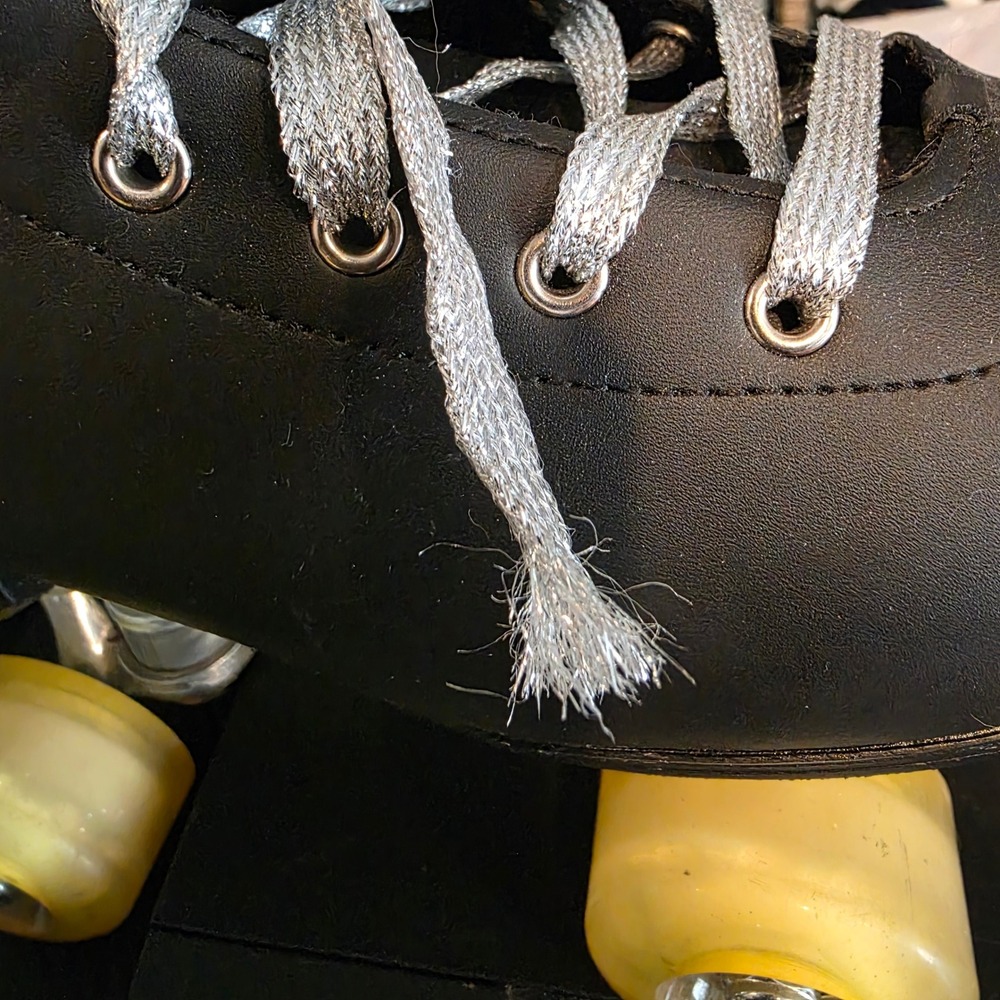 Doll Kills Black Quad Roller Skates Neon Rainbow Fringe Silver Laces  Sz 8 - Picture 14 of 14